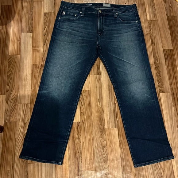 NWOT blue jeans